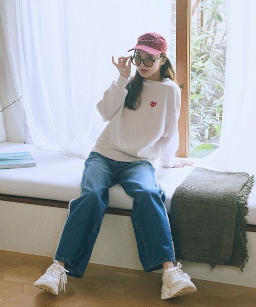 Champion（チャンピオン）の「Chaｍpion×emaeポンチハートスウェット（スウェット・レディース・ホワイト系その他2/ブルー/ブラウン・FREE）」の7枚目の写真