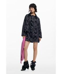 Desigual（デシグアル）の「フロック加工 フラワープリント ショート丈トラッカージャケット ブラック（ブルゾン・レディース）」