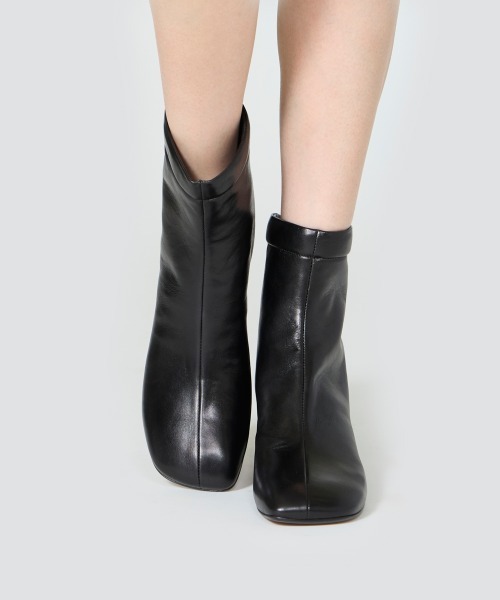 VOLA ショートブーツ 4.5cm BLACK（ブーツ）｜PELLICO（ペリーコ）の