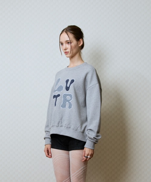LUVISTRUE(ラヴイズトゥルー)の「GT LVTR PATCH SWEATSHIRT(スウェット・レディース・ブラック/グレー/ネイビー・FREE)」の13枚目の写真