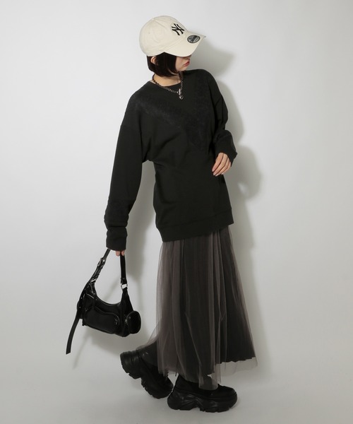 PAGEBOY（ページボーイ）の「リバーシブルチュールサテンスカート（スカート・レディース・オフホワイト/ブラック・FREE）」の6枚目の写真