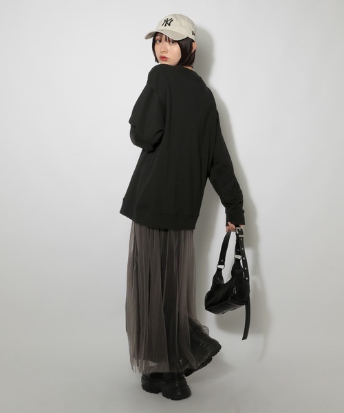 PAGEBOY（ページボーイ）の「リバーシブルチュールサテンスカート（スカート・レディース・オフホワイト/ブラック・FREE）」の5枚目の写真