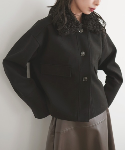 LIAN（リアン）の「プードルファーカラーショートブルゾン（ブルゾン・レディース・ブラウン/アイボリー/ブラック/チャコールグレー・FREE）」の2枚目の写真