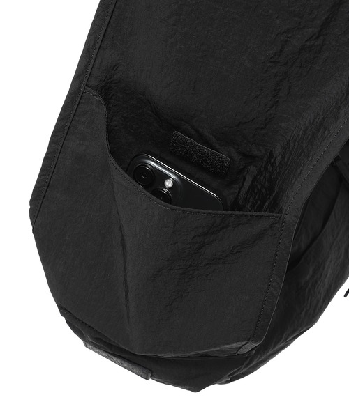 BAICYCLON by Bagjack(バイシクロン バイ バグジャック)の「BAICYCLON by bagjack BIG SHOULDER BAG BCL-113(ショルダーバッグ・メンズ・ブラック・FREE)」の4枚目の写真