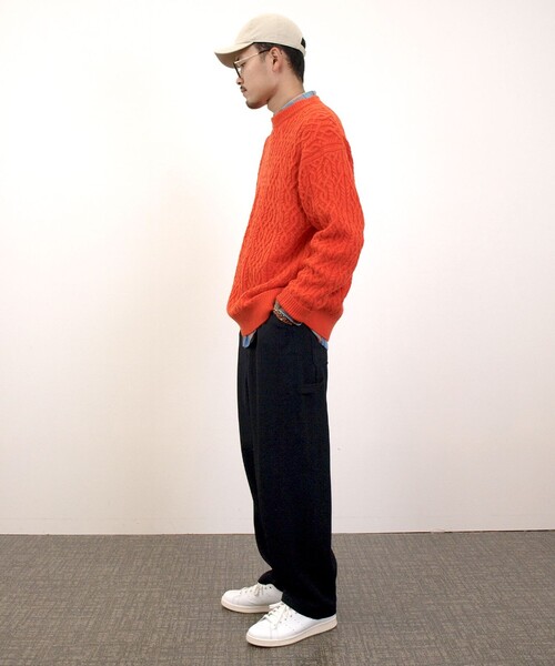 J.PRESS YORK STREET(ジェイプレスヨークストリート)の「【UNISEX】アランケーブル クルーネック ニット(ニット/セーター・メンズ・オレンジ系/ネイビー系/アイボリー系/黄土色系・SMALL/LARGE/MEDIUM)」の11枚目の写真