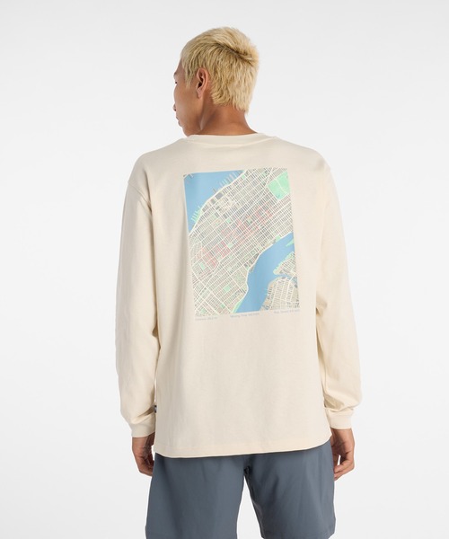 NEW BALANCE（ニューバランス）の「Athletics ランナーズマップロゴロングスリーブTシャツ（Tシャツ/カットソー・メンズ・ベージュ/ダークブラウン・SMALL/MEDIUM/LARGE/X-LARGE/XX-LARGE）」の9枚目の写真