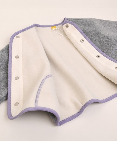 moimoln（モイモルン）の「【SOFT&】カラー配色ノーカラーフリースジャケット（ブルゾン・キッズ・ピンク/イエロー/グレー・130cm/120cm/110cm/100cm/90cm/80ｃｍ）」の19枚目の写真