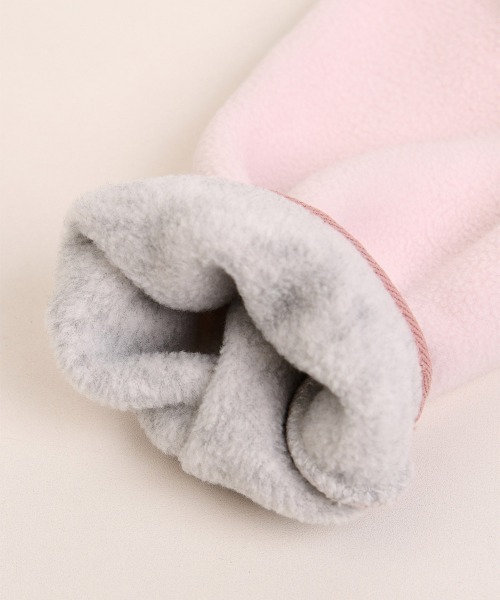 moimoln（モイモルン）の「【SOFT&】カラー配色ノーカラーフリースジャケット（ブルゾン・キッズ・ピンク/イエロー/グレー・130cm/120cm/110cm/100cm/90cm/80ｃｍ）」の11枚目の写真