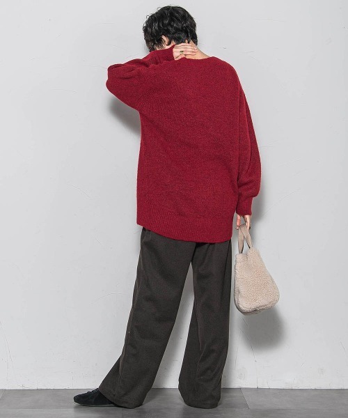 MAYSON GREY（メイソングレイ）の「フラッフィーVネックニットカーディガン≪手洗い可能≫（カーディガン/ボレロ・レディース・チャコールグレー/グリーン/レッド/ブラウン・M）」の14枚目の写真