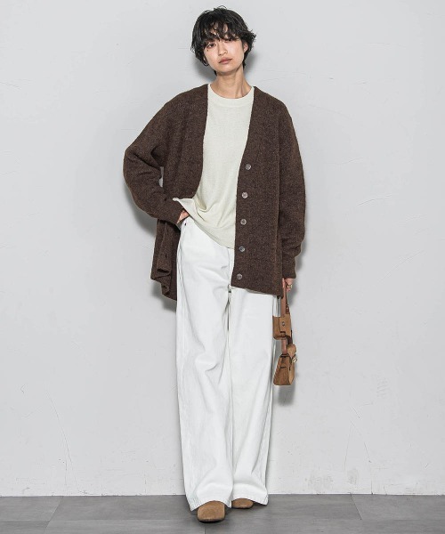 MAYSON GREY（メイソングレイ）の「フラッフィーVネックニットカーディガン≪手洗い可能≫（カーディガン/ボレロ・レディース・チャコールグレー/グリーン/レッド/ブラウン・M）」の18枚目の写真