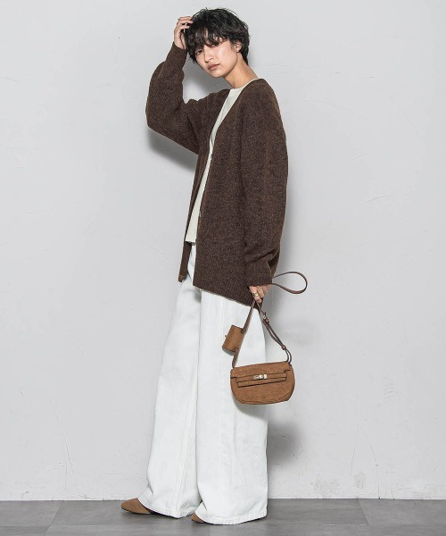 MAYSON GREY（メイソングレイ）の「フラッフィーVネックニットカーディガン≪手洗い可能≫（カーディガン/ボレロ・レディース・チャコールグレー/グリーン/レッド/ブラウン・M）」の19枚目の写真
