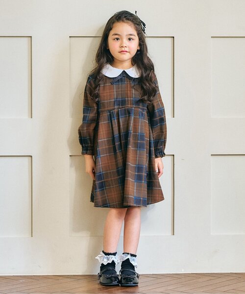 Seraph（セラフ）の「【ジュニア対応】丸襟ワンピース（ワンピース・キッズ・グレー/ブラウン・140/130/120/110/100/90/80）」の11枚目の写真