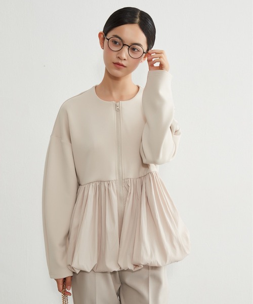 On One's Own(オンワンズオン)の「On One's Own 異素材切替 バルーンヘムジップブルゾン 立体スリーブ レディースアウター(ノーカラージャケット・レディース・グレー/ブラック/ベージュ・FREE)」の10枚目の写真