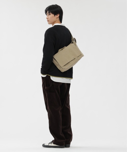 MHL.(エムエイチエル)の「HEAVY CORDUROY(その他パンツ・メンズ・ダークブラウン・LARGE/MEDIUM/SMALL)」の3枚目の写真