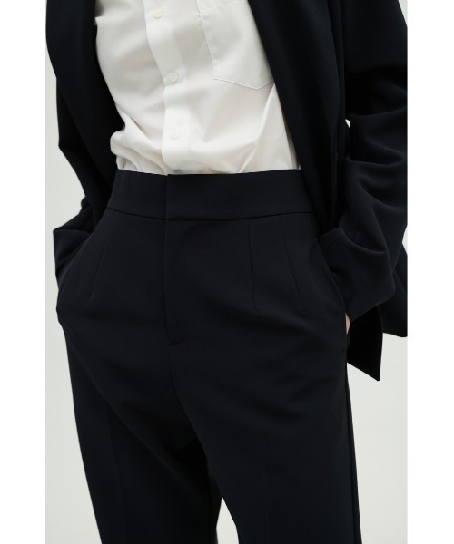 RIM.ARK（リムアーク）の「Double cloth style up PT ダブルクロススタイルアップパンツ（スラックス・レディース・ネイビー/ブラック・36/38/34）」の4枚目の写真