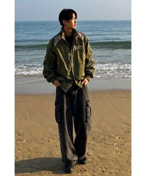GUBIN(グビン)の「配色パターンベースボールジャケット - カーキ(その他アウター・レディース・その他・LARGE/MEDIUM)」の11枚目の写真