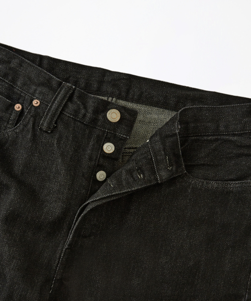 OUTSTANDING(アウトスタンディング)の「40S SELVEDGE STRAIGHT PANTS_BLACK(デニムパンツ・メンズ・その他・SMALL/MEDIUM/LARGE/X-LARGE/X-SMALL)」の4枚目の写真