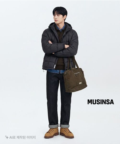 OUTSTANDING(アウトスタンディング)の「40S SELVEDGE STRAIGHT PANTS_BLACK(デニムパンツ・メンズ・その他・SMALL/MEDIUM/LARGE/X-LARGE/X-SMALL)」の21枚目の写真
