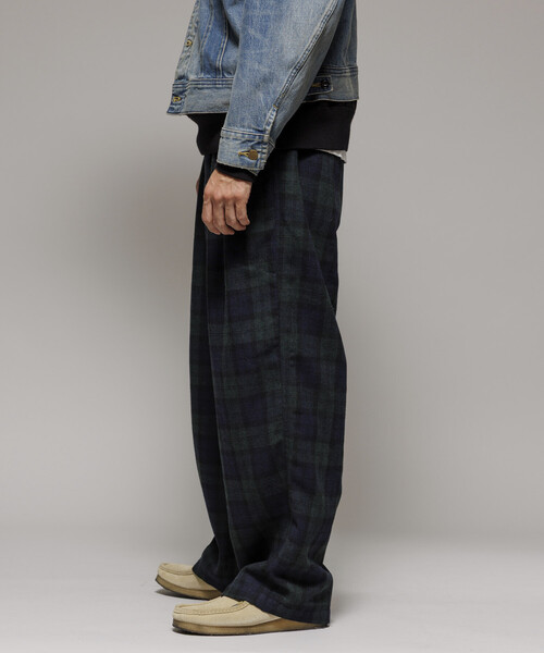 FREAK'S STORE（フリークスストア）の「ワイドシルエット ウォッシュド フランネル トラウザーズ / Washed Flannel Trousers（その他パンツ・メンズ・グリーン/ブラウン/ブラック・MEDIUM/LARGE）」の20枚目の写真