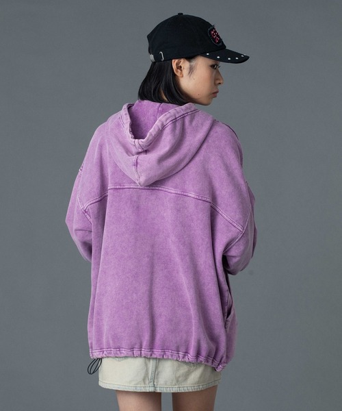X-girl（エックスガール）の「STUDDED LOGO PATCH 6PANEL CAP