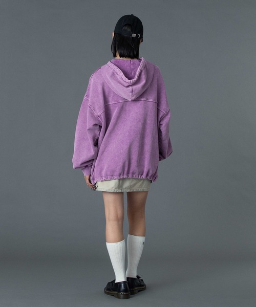 X-girl（エックスガール）の「STUDDED LOGO PATCH 6PANEL CAP（キャップ・レディース・ブラック/ピンク/カモフラージュ・ONE SIZE）」の9枚目の写真