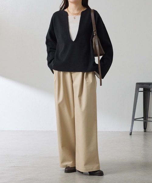 COLLAGE GALLARDAGALANTE（コラージュガリャルダガランテ）の「Vネックバスクニット/WEB限定カラー展開（ニット/セーター・レディース・ホワイト/グリーン/ネイビー/ブラック・FREE）」の8枚目の写真