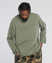 TENER（テネル）の「Incision Decky Box T_Khaki（Tシャツ/カットソー）」