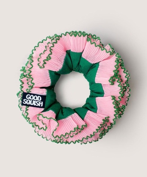 GOOD SQUISH(グッドスクイッシュ)の「【GOOD SQUISH】CURIOUS KIDS プリーツシュシュ(シュシュ・レディース・グリーン/ホワイト/マルチ/ブルー/ピンク・FREE)」の3枚目の写真