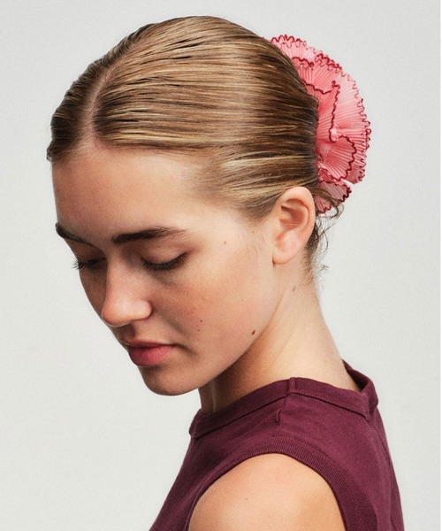 GOOD SQUISH(グッドスクイッシュ)の「【GOOD SQUISH】CURIOUS KIDS プリーツシュシュ(シュシュ・レディース・グリーン/ホワイト/マルチ/ブルー/ピンク・FREE)」の13枚目の写真