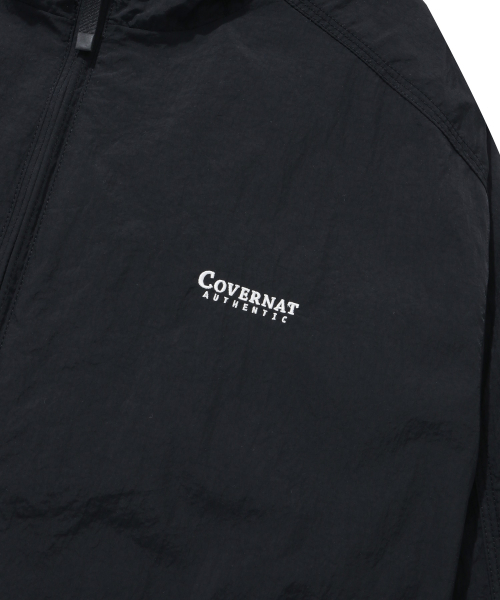 COVERNAT(カバーナット)の「コンフィナイロンウィンドブレーカー ジャンパー ブラック(ナイロンジャケット・レディース・その他・LARGE/MEDIUM/SMALL/X-LARGE/X-SMALL)」の5枚目の写真