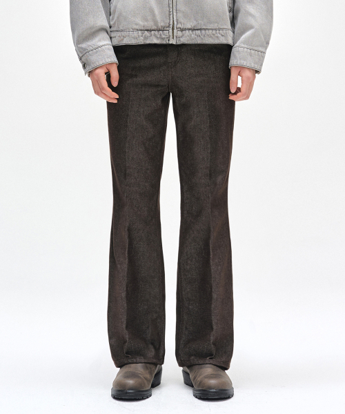 DECET(デケト)の「Dawn Semi Flared Jeans DCPT044CPBrown(デニムパンツ・レディース・その他・26/28/30/32/34)」の3枚目の写真