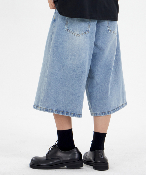 BY.L(バイエル)の「オリジン バミューダデニムパンツ ライトブルー(その他パンツ・メンズ・その他・SMALL/MEDIUM/LARGE)」の3枚目の写真