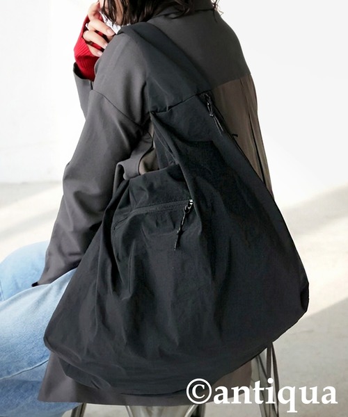 antiqua（アンティカ）の「ホーボーバッグ（トートバッグ・レディース・ブラック/アイボリー・FREE）」の2枚目の写真