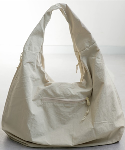 antiqua（アンティカ）の「ホーボーバッグ（トートバッグ・レディース・ブラック/アイボリー・FREE）」の7枚目の写真