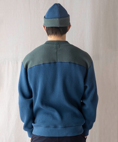 Jackman（ジャックマン）の「Waffle Midneck（ニット/セーター・メンズ・アイボリー/ブラック/クリアブルー/グレー系その他/ネイビー/ダークグレー/ブルー系その他/モカ・MEDIUM/LARGE/X-LARGE/SMALL）」の17枚目の写真