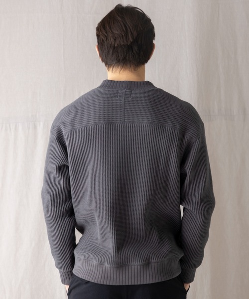 Jackman（ジャックマン）の「Waffle Midneck（ニット/セーター・メンズ・アイボリー/ブラック/クリアブルー/グレー系その他/ネイビー/ダークグレー/ブルー系その他/モカ・MEDIUM/LARGE/X-LARGE/SMALL）」の19枚目の写真