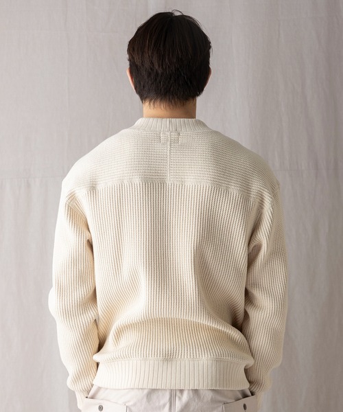 Jackman（ジャックマン）の「Waffle Midneck（ニット/セーター・メンズ・アイボリー/ブラック/クリアブルー/グレー系その他/ネイビー/ダークグレー/ブルー系その他/モカ・MEDIUM/LARGE/X-LARGE/SMALL）」の21枚目の写真