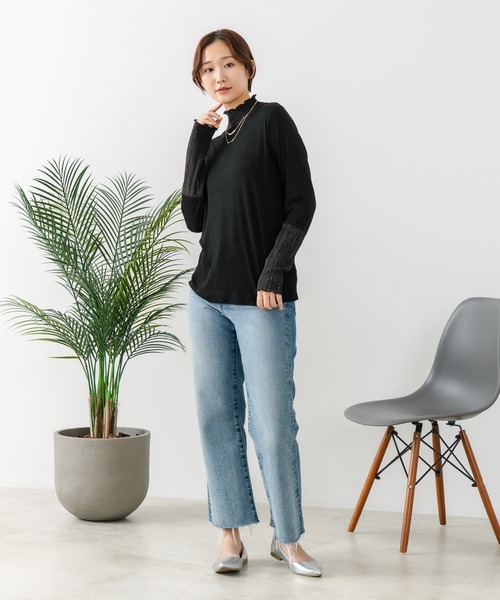 fort point(フォーポイント)の「【fort point/フォートポイント】【上品に着こなせるハイネックトップス】シアー 切り替え ハイネック プルオーバー シアーリブ こなれ感 レイヤード(ニット/セーター・レディース・ブラック/ベージュ/サックスブルー/イエロー/ミント・FREE)」の10枚目の写真