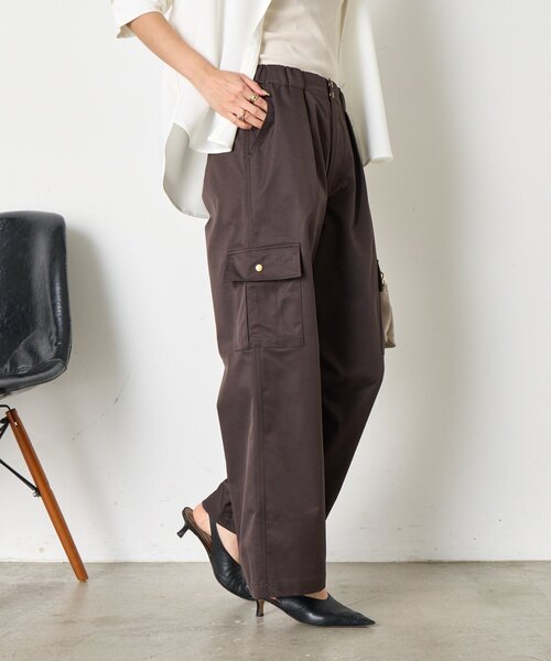 Jena espace merveilleux(ジェナ エスパスメルヴェイユ)の「ワイドカーゴパンツ(その他パンツ・レディース・ライトベージュ/チャコールグレー/カーキ・FREE)」の18枚目の写真