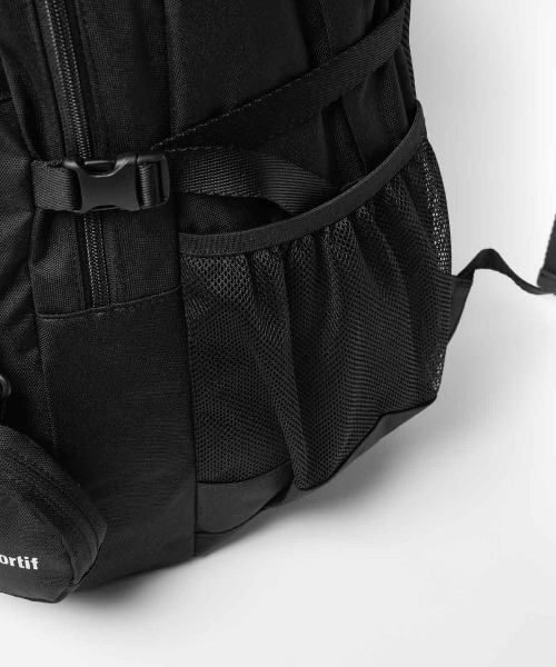 le coq sportif（ルコックスポルティフ）の「バックパック(容量：約32L)（バックパック/リュック・メンズ・エメラルド/ブラック×ホワイト/グレー/ブルー・F）」の14枚目の写真