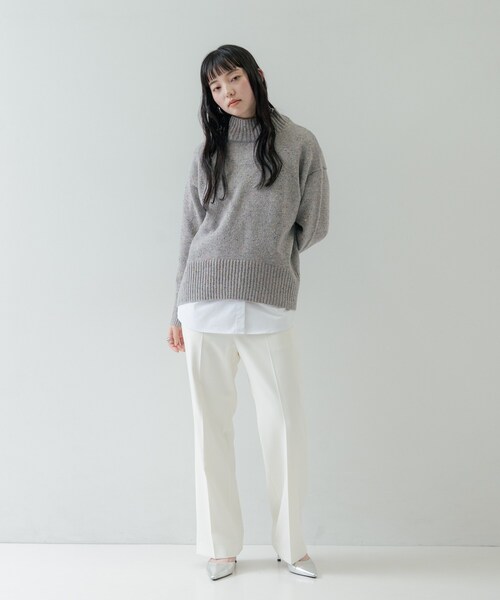 GALLEST(ギャレスト)の「Timeless|ストレートフレアパンツ(その他パンツ・レディース・サックスブルー/ブラック/ライトベージュ/オフホワイト・40/38/36)」の9枚目の写真