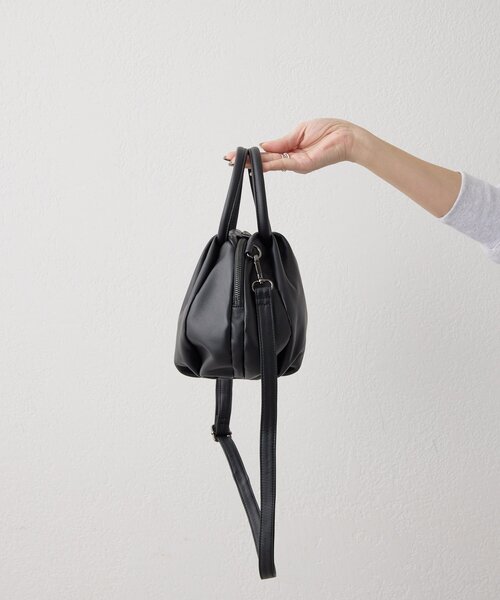 ear PAPILLONNER（イアパピヨネ）の「《uchida企画カラーあり》うめトートバッグS（ボストンバッグ・レディース・ブラック/ブルー/ブラック系その他/ベージュ系その他・FREE）」の14枚目の写真