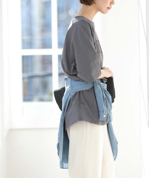 JOURNAL STANDARD relume(ジャーナルスタンダード レリューム)の「チュニックロゴT(Tシャツ/カットソー・レディース・チャコールグレー/ホワイト/ブラウン・FREE)」の11枚目の写真