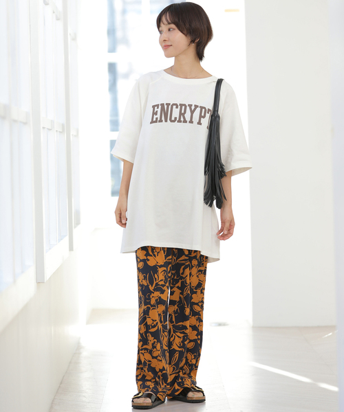 JOURNAL STANDARD relume(ジャーナルスタンダード レリューム)の「チュニックロゴT(Tシャツ/カットソー・レディース・チャコールグレー/ホワイト/ブラウン・FREE)」の13枚目の写真