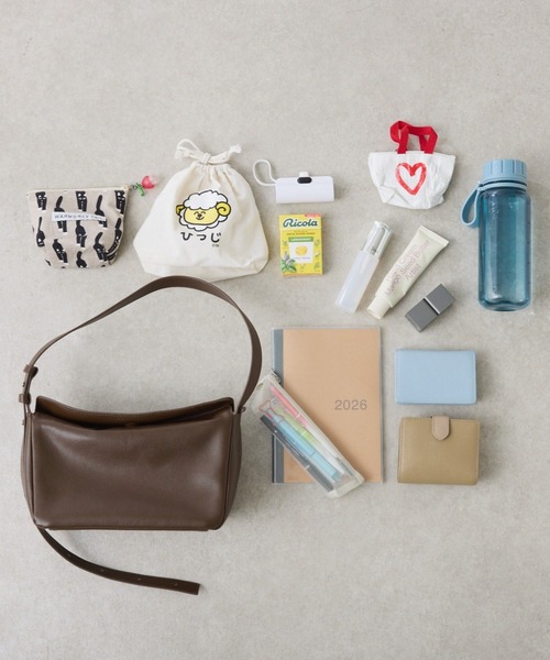 PAPILLONNER(パピヨネ)の「メタルレスレザーバッグ/WEB限定(ショルダーバッグ・レディース・ブラウン/ブラック・FREE)」の2枚目の写真