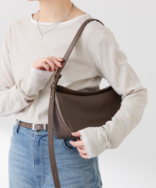 PAPILLONNER(パピヨネ)の「メタルレスレザーバッグ/WEB限定(ショルダーバッグ・レディース・ブラウン/ブラック・FREE)」の11枚目の写真