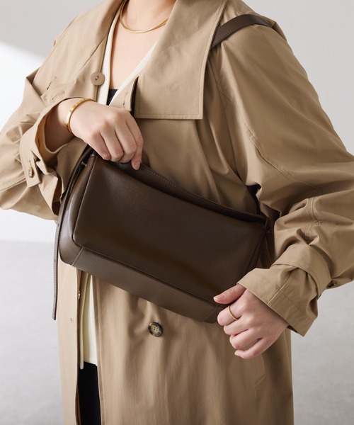 PAPILLONNER(パピヨネ)の「メタルレスレザーバッグ/WEB限定(ショルダーバッグ・レディース・ブラウン/ブラック・FREE)」の13枚目の写真