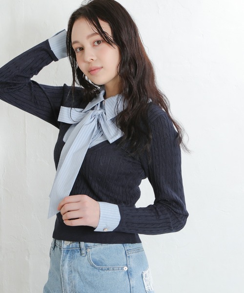 ASTORIA ODIER(アストリアオディール)の「イミテーションリボンタイシャツ ケーブルニット(ニット/セーター・レディース・ホワイト/ネイビー・MEDIUM)」の3枚目の写真
