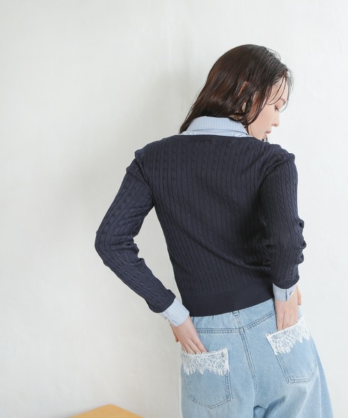 ASTORIA ODIER(アストリアオディール)の「イミテーションリボンタイシャツ ケーブルニット(ニット/セーター・レディース・ホワイト/ネイビー・MEDIUM)」の4枚目の写真