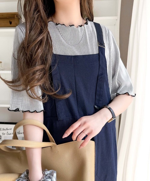 classicalelf(クラシカルエルフ)の「晩夏から秋まで使える♪1枚でサマになる、洗練された大人の華奢魅せ5分袖トップス。前後2way配色メロウプリーツ五分袖トップス(半袖)(Tシャツ/カットソー・レディース・アイボリー/ブラック/ブラウン/ブルー/オフホワイト・X-LARGE/SMALL/MEDIUM/LARGE)」の9枚目の写真